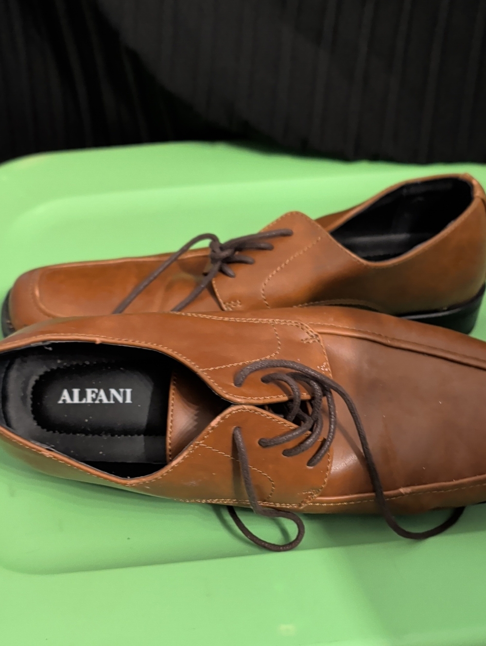Alfani Tan/Brown Leather Lace-Up Derbys